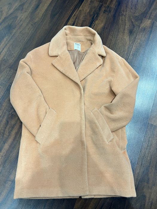 Пальто Bershka хутряне