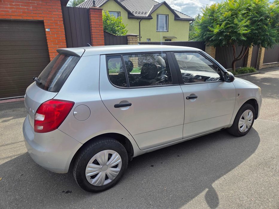 Skoda fabia 1.4 гбо срочно