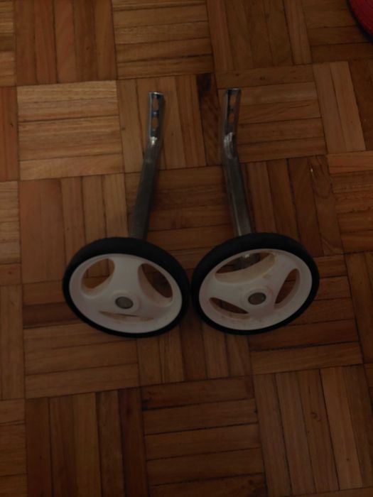 bicicleta como nova criança unicornio