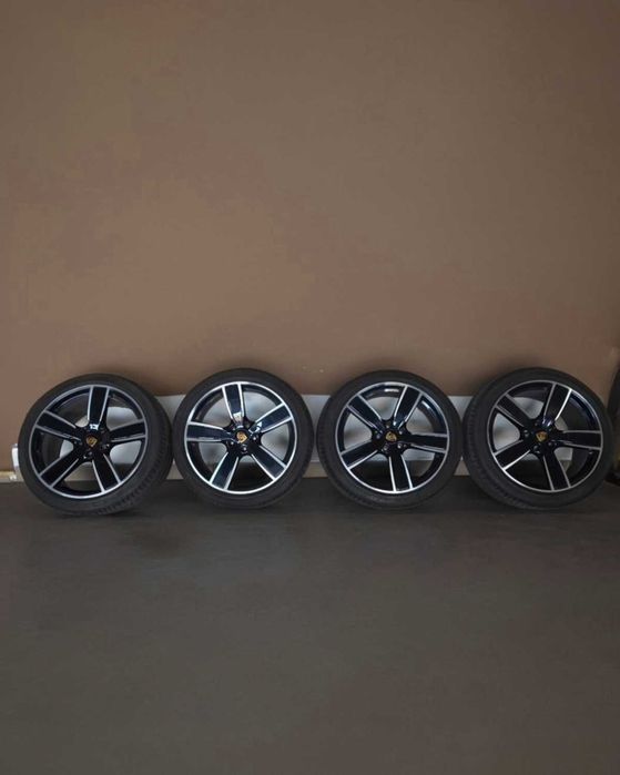 Oryginalne Felgi 22" PORSCHE 9Y0601025 stan bardzo dobry + opony letnie GRATIS