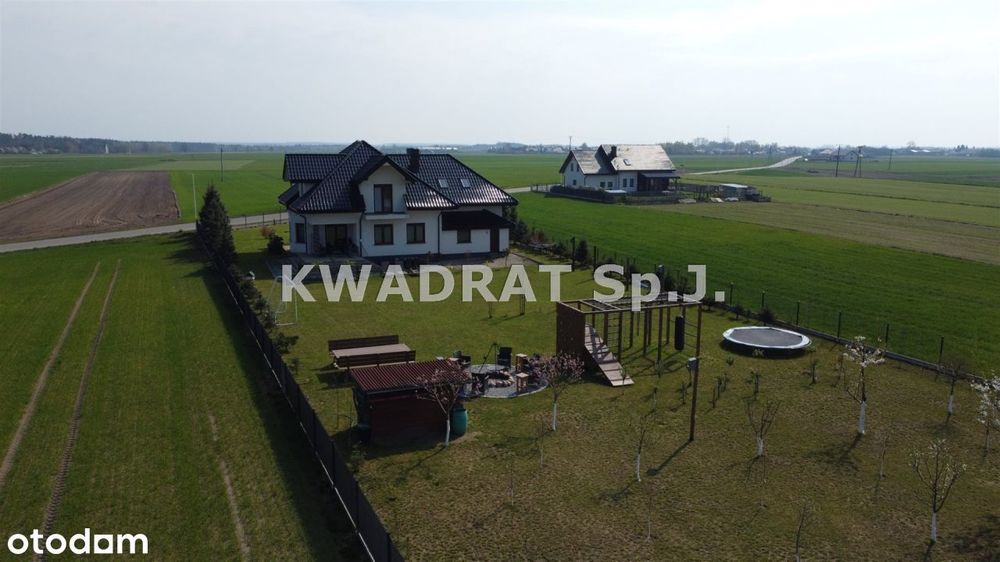 Rezydencja. Przestrzeń. Prywatność. Technologia.