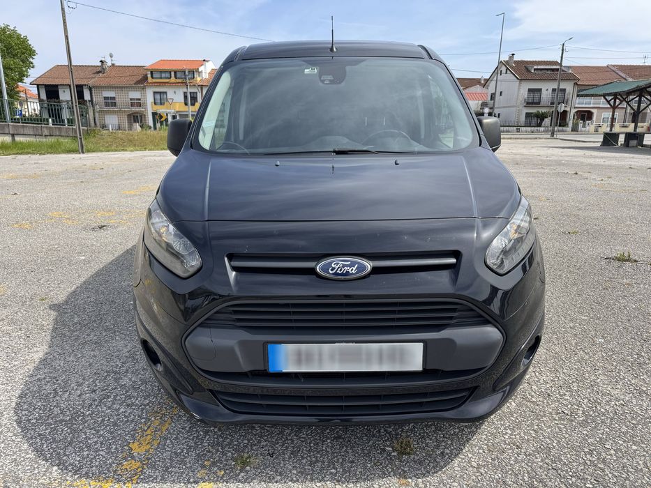 Ford Transit Connect Trens