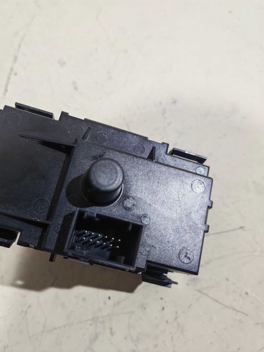 Botão/Comutador Luzes BMW  E81/E82/E87/E90/E91/E92  693.2798