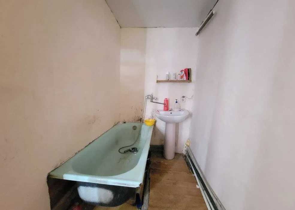 (13) Продам будинок у с. Малодолинське