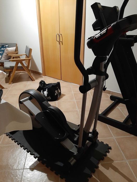 Bicicleta elíptica Kettler Astro Usada