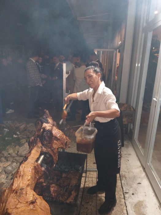 Porco no espeto saloio