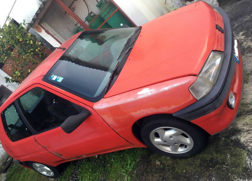 Peugeot 106 XR 1.0 venda completa apenas, para circular ou pecas.