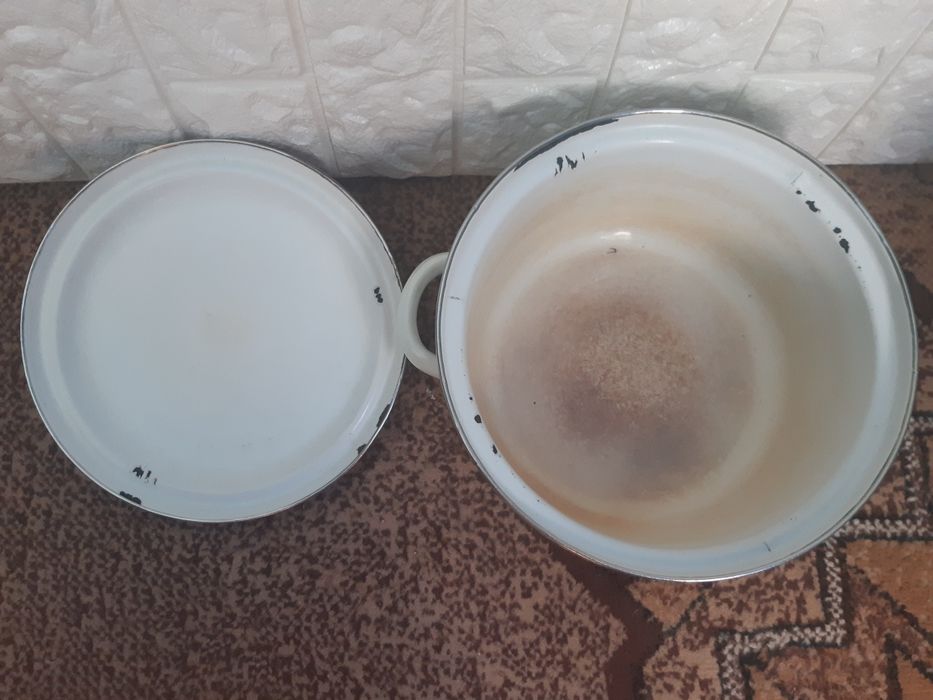 Кастрюля трьохлітрова