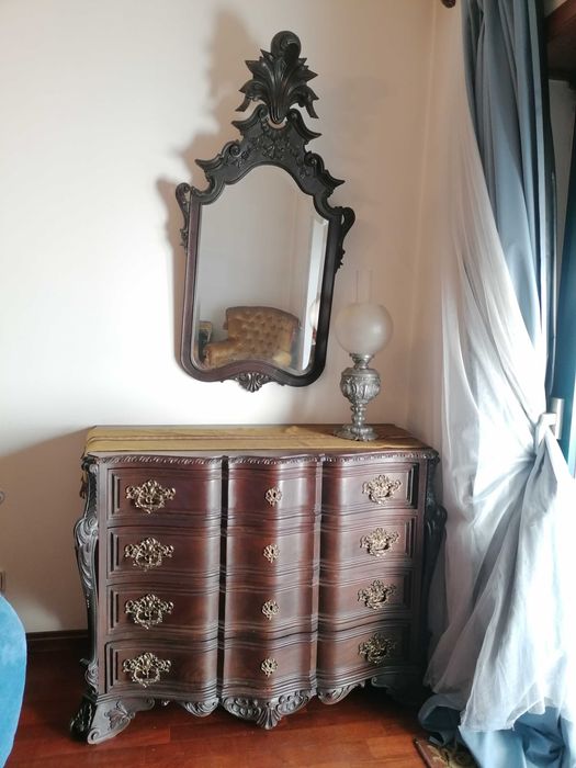 Mobília de Quarto em estilo D. João V