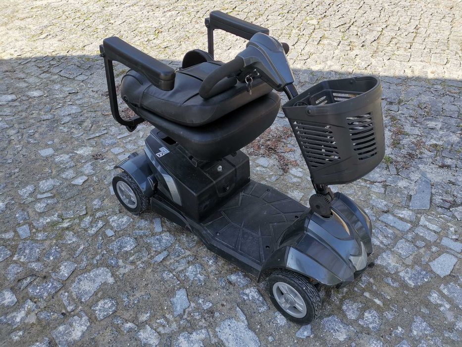 Scooter Mobilidade Reduzida Stannah (pouco uso)