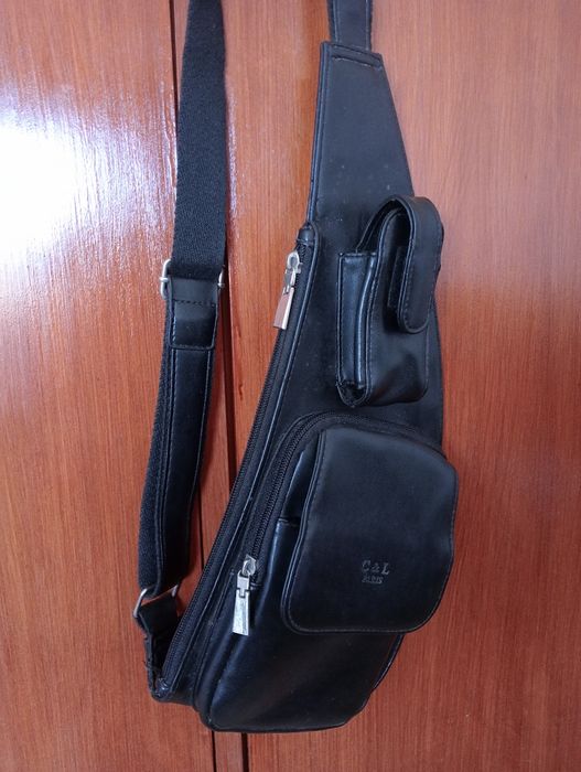 Oportunidade, para desempedir malas e bolsas