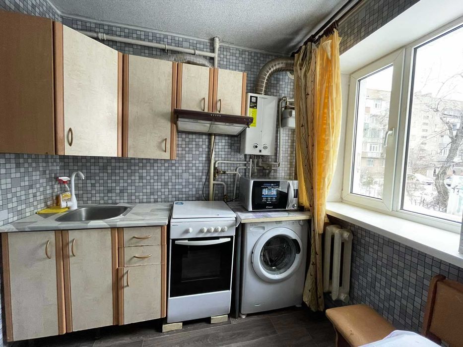 Оренда однокімнатної квартири ( р-н пл. Зигіна,  ТРЦ Київ)