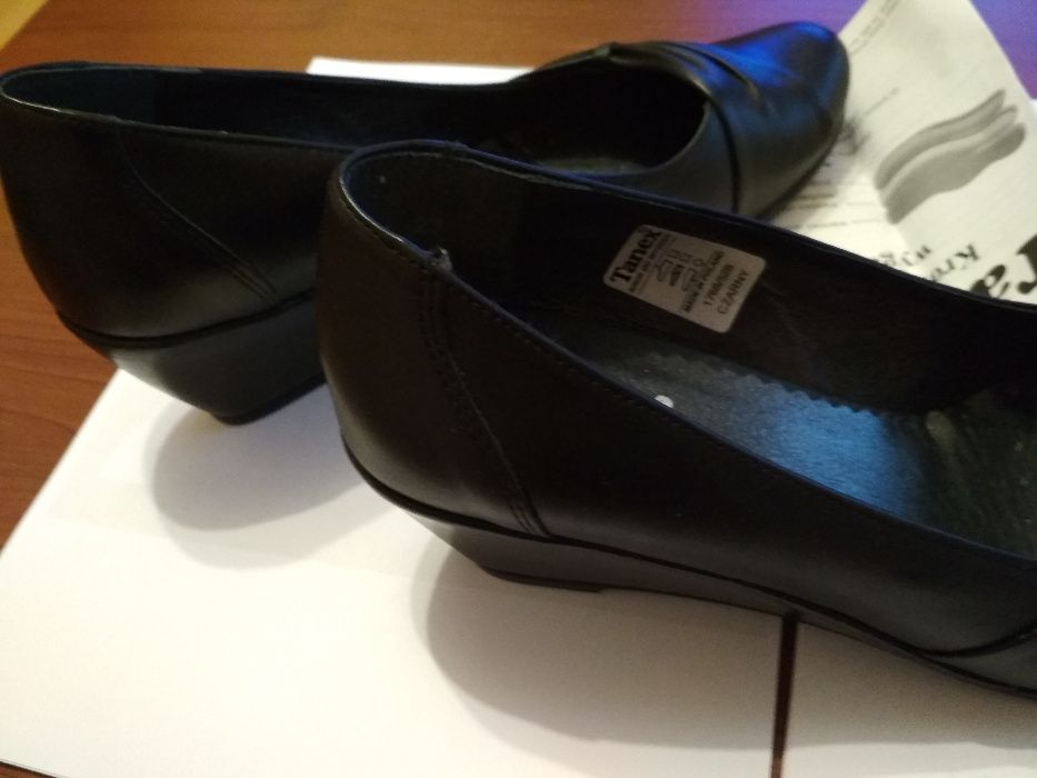 Buty skórzane nowe