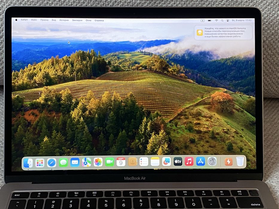 Ноутбук Apple MacBook Air 2018 рік i5 8Gb 512Gb SSD. Чудовий стан