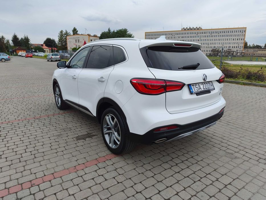 MG E-HS Hybryda Plug-in 1,5