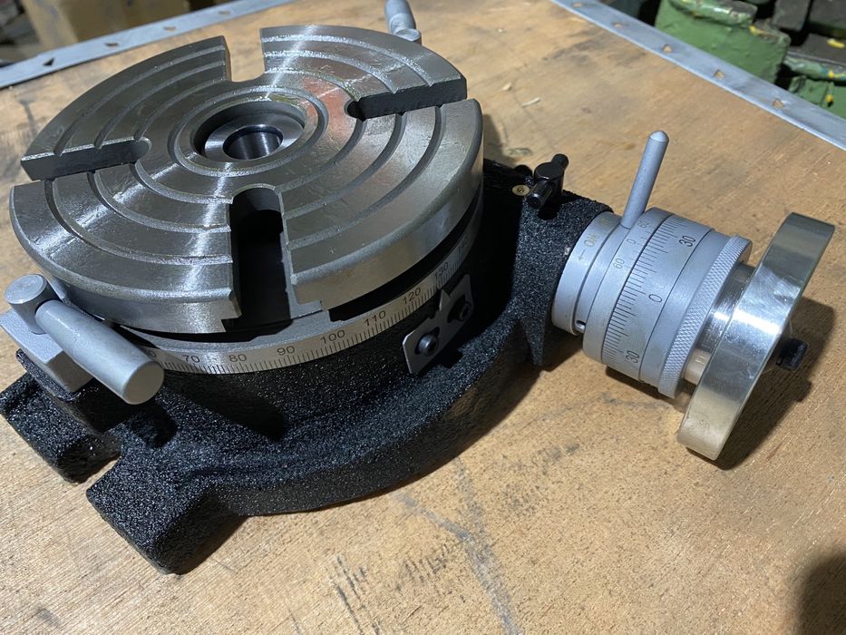 Универсальный поворотный стол 100-250 мм синусный, вертикальный