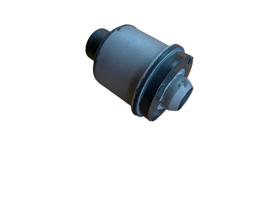 Сайлентблок передньго підрамника задній  Nissan Leaf Ніссан  ГАРАНТІЯ