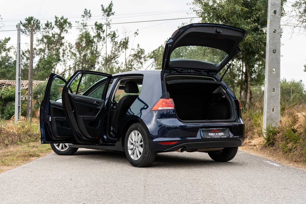Volkswagen Golf 7 1.6TDI 110cv Garantia 18 Meses