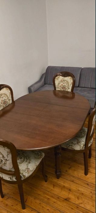 OKAZJA Włoski stół krzesła drewniane