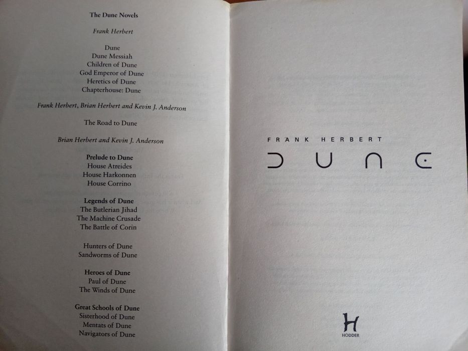 Livro DUNE de Frank Herbert