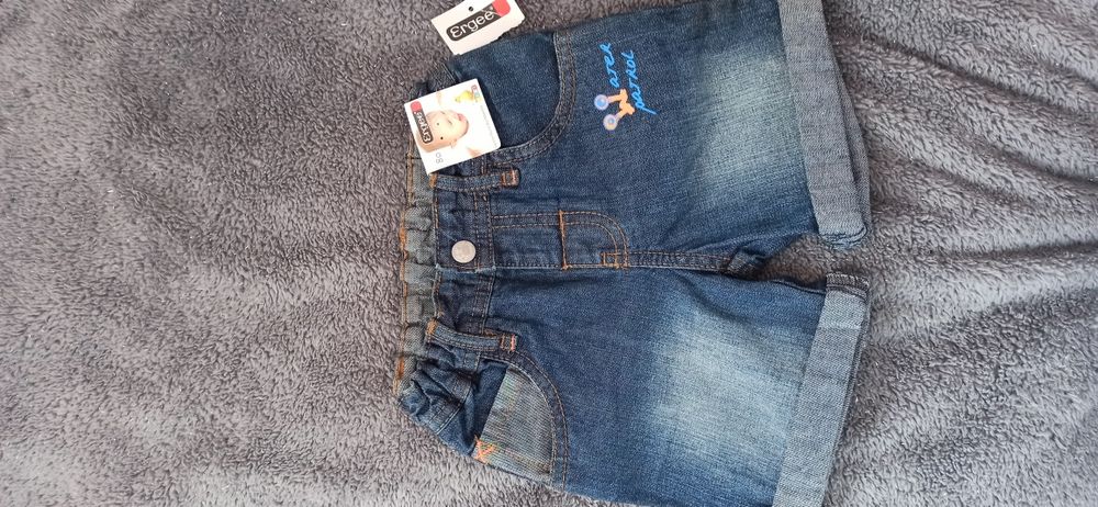 Spodenki niemowlęce 80