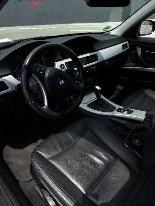 BMW E90 2010 Restyling
