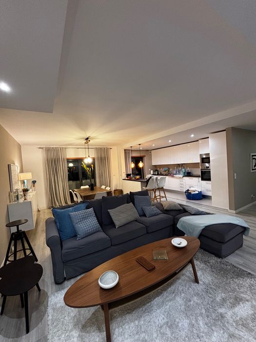 T2 mobilado em Setúbal | 106 m² área útil + arrecadação e parqueamento