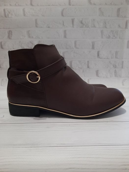 Черевики, ботинки, полуботинки жіночі