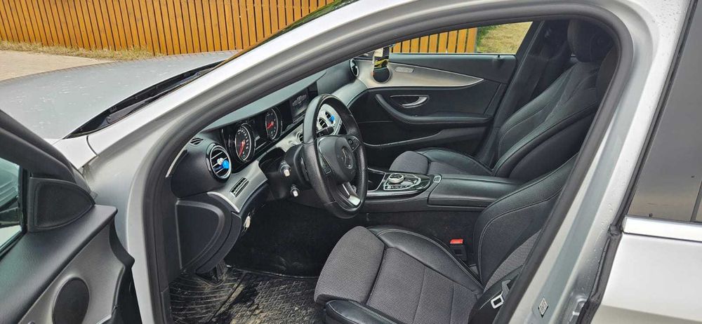Mercedes-Benz Klasa E 2.0diesel 9G-TRONIC 117tys.km