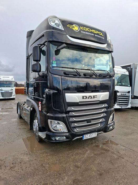 DAF XF 106  DAF XF 106
