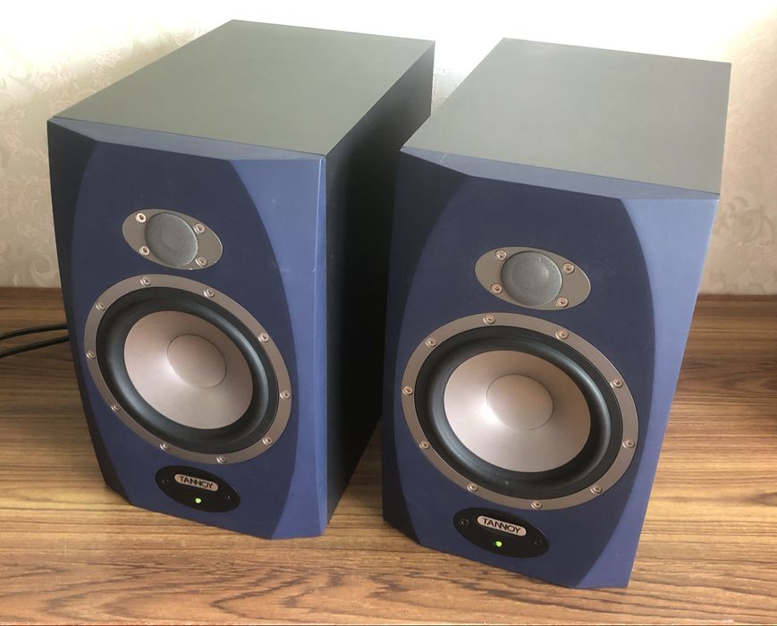 Продам/обменяю Tannoy Reveal 6D активные студийные мониторы, 6,5’’.