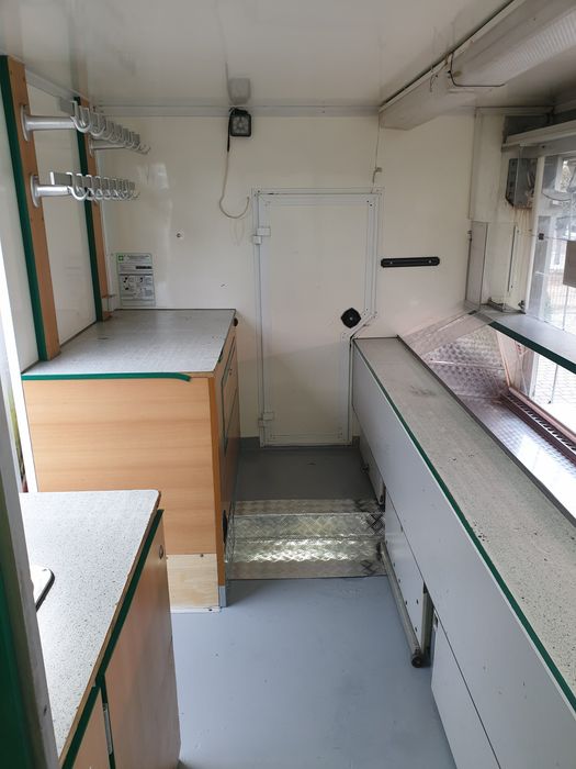 Renault Master * Autosklep * foodtruck * wędliny * ryby * agregat *