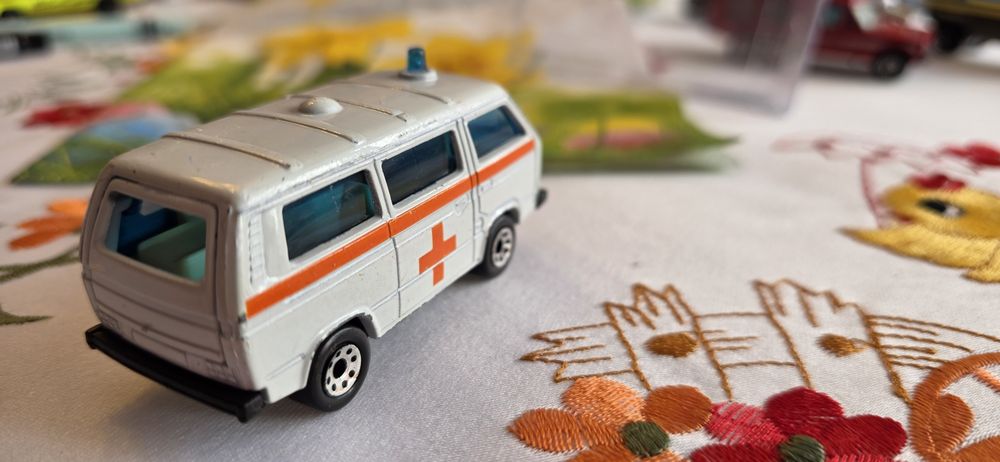 Matchbox Volkswagen transporter z 1987 r