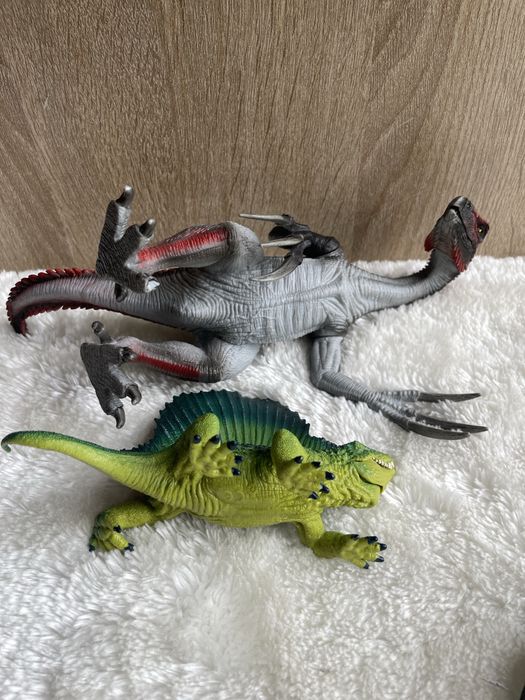 Figurki dinozaurów schleich