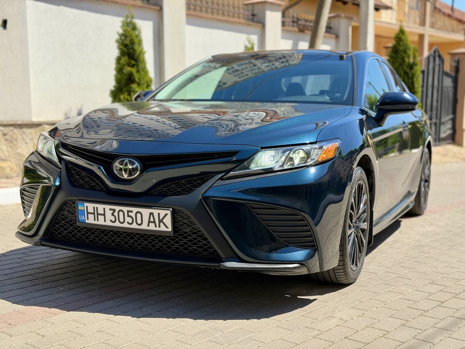 Toyota Camry 2018