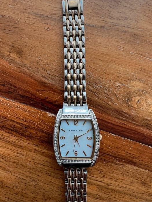 Zegarek Anne Klein