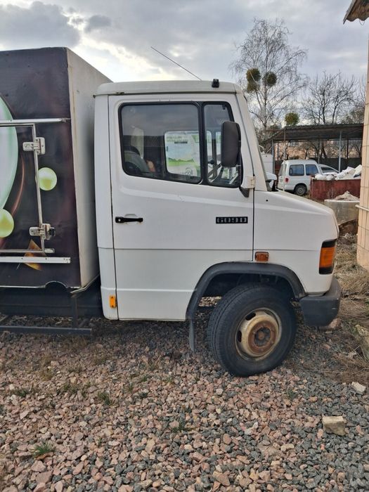 Мерседес рекс 609D