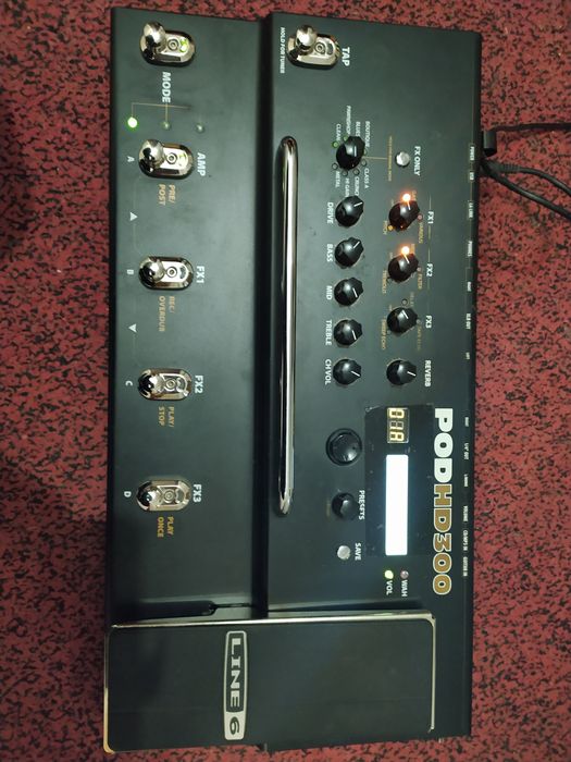 Гитарный процессор Line 6 (POD) HD300