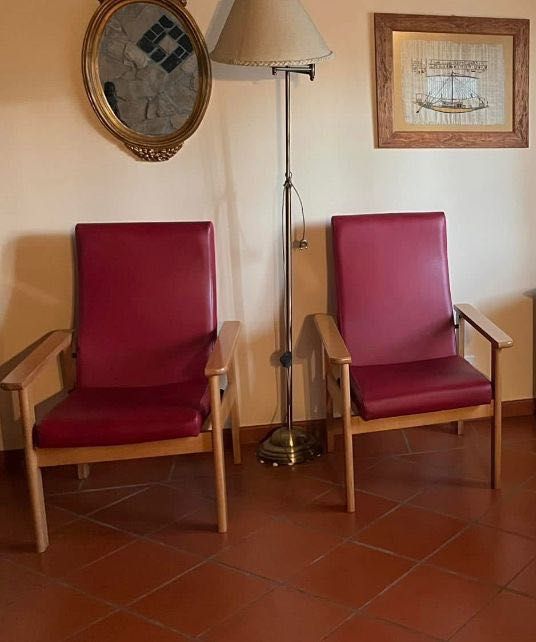 Cama articulada e material geriatria