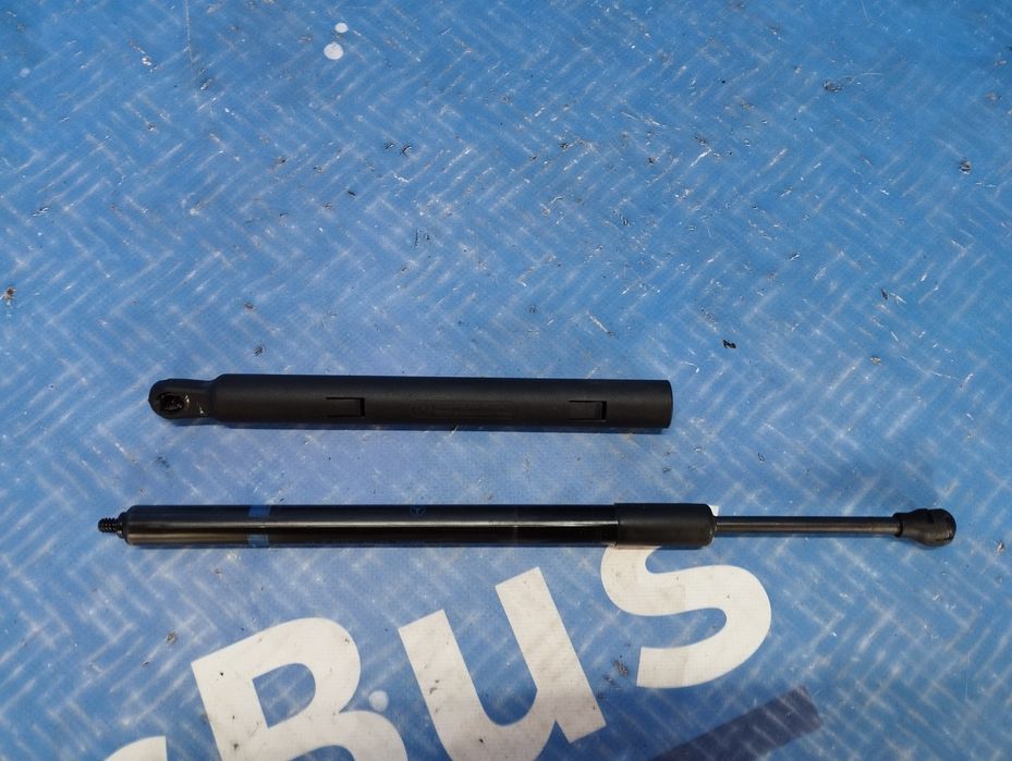 Амортизатор капота Mercedes GLE Мерседес ГЛЕ Разборка ГЛЄ Мерседес