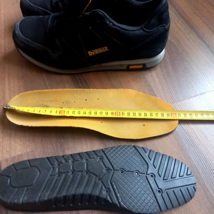 Кросівки   DeWalt  .