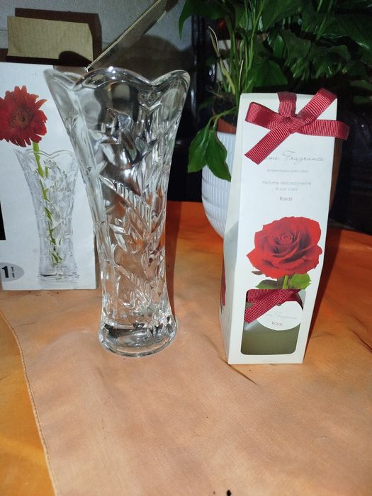 Conjunto de Decoração: Jarra de Vidro (25cm) + Ambientador (Novos)