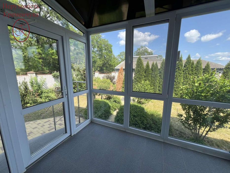 Продам будинок неподалік міста!