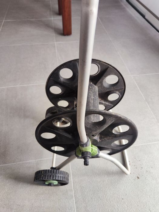 Enrolador de mangueira