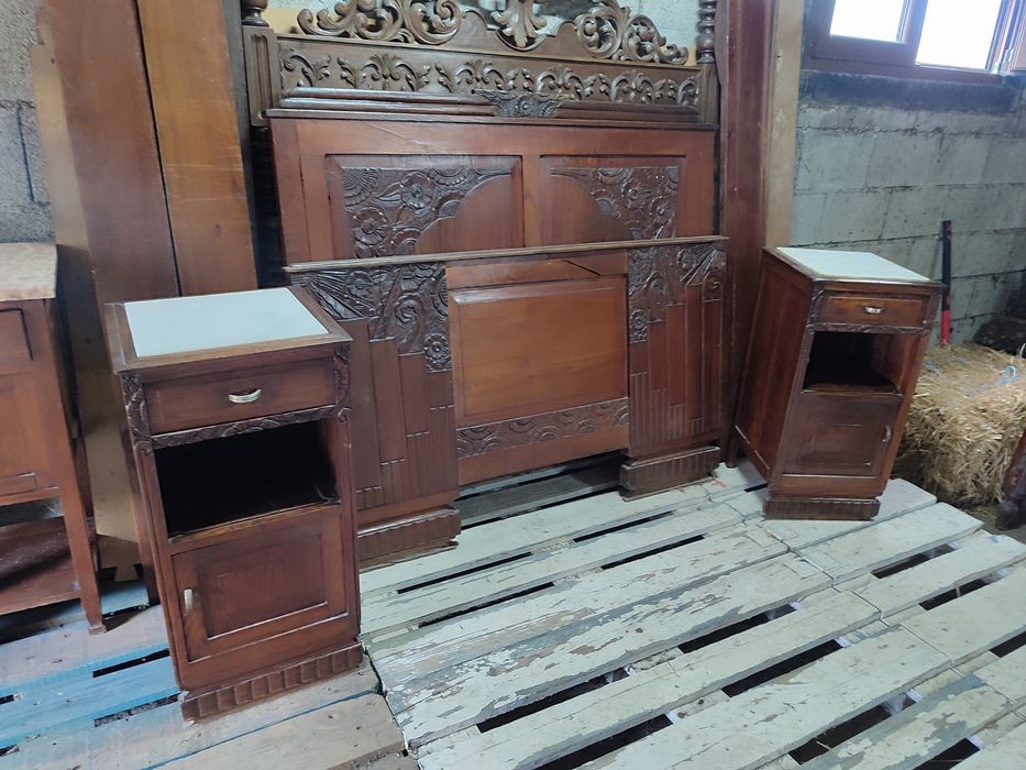 Mobílias antigas de quarto