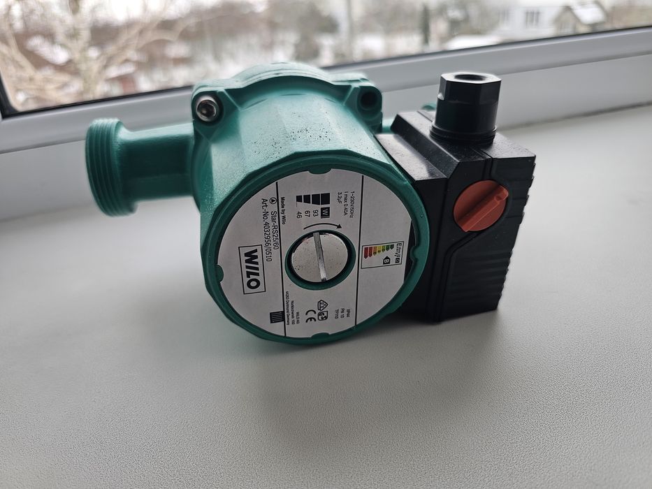 Насос WILO-Star-RS25/60