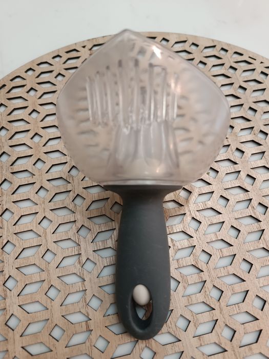 Wyciskarka do cytrusów DUKA