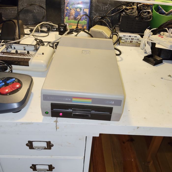 Commodore 64, Drive 1541