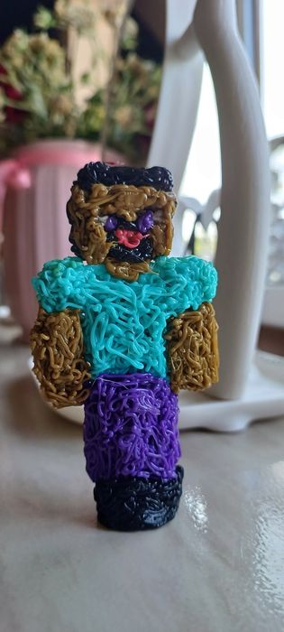 Стів з Майнкрафту з пластику