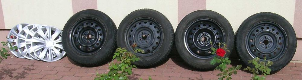 Opony zimowe UNIROYAL na stalowych felgach 15"